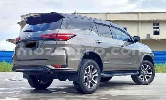 Nunua Ilio tumika Toyota Fortuner Nyingine Gari ndani ya Maputo nchini Maputo Nunua Ilio tumika Toyota Fortuner Nyingine Gari ndani ya Maputo nchini Maputo