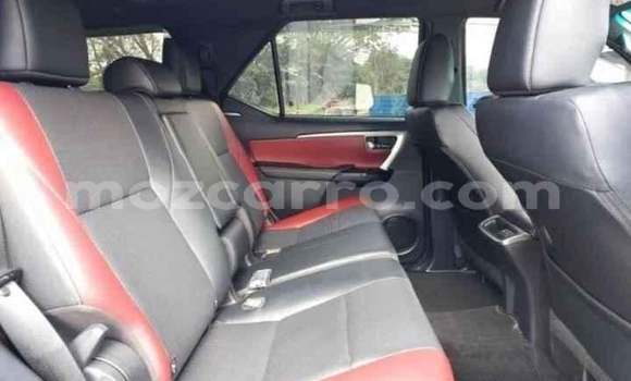Nunua Ilio tumika Toyota Fortuner Nyingine Gari ndani ya Maputo nchini Maputo Nunua Ilio tumika Toyota Fortuner Nyingine Gari ndani ya Maputo nchini Maputo