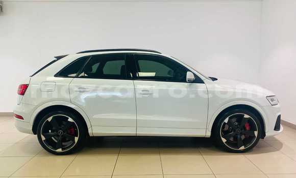 Comprar Usado Audi RS Q3 Branco Carro em Maputo em Maputo Comprar Usado Audi RS Q3 Branco Carro em Maputo em Maputo