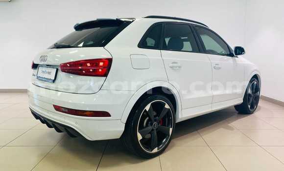 Comprar Usado Audi RS Q3 Branco Carro em Maputo em Maputo Comprar Usado Audi RS Q3 Branco Carro em Maputo em Maputo