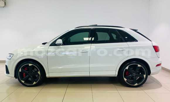 Comprar Usado Audi RS Q3 Branco Carro em Maputo em Maputo Comprar Usado Audi RS Q3 Branco Carro em Maputo em Maputo