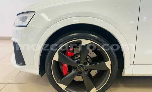 Comprar Usado Audi RS Q3 Branco Carro em Maputo em Maputo Comprar Usado Audi RS Q3 Branco Carro em Maputo em Maputo
