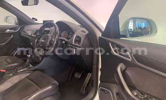 Comprar Usado Audi RS Q3 Branco Carro em Maputo em Maputo Comprar Usado Audi RS Q3 Branco Carro em Maputo em Maputo