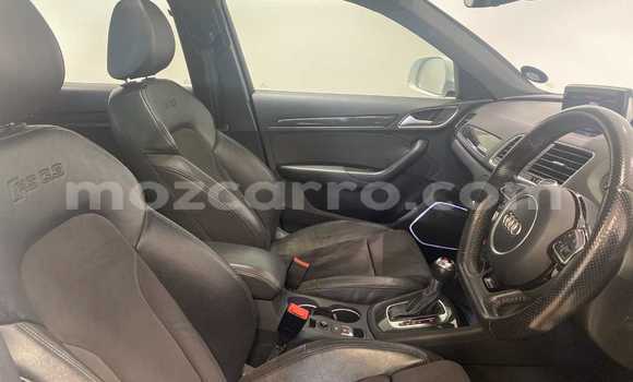 Comprar Usado Audi RS Q3 Branco Carro em Maputo em Maputo Comprar Usado Audi RS Q3 Branco Carro em Maputo em Maputo