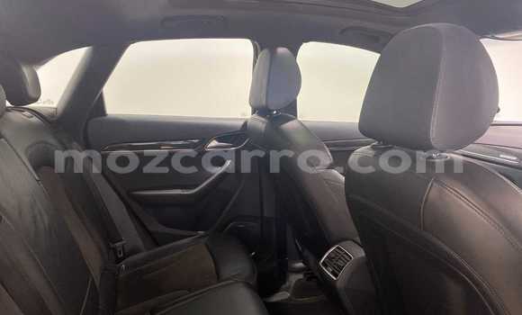 Comprar Usado Audi RS Q3 Branco Carro em Maputo em Maputo Comprar Usado Audi RS Q3 Branco Carro em Maputo em Maputo