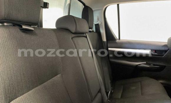 Comprar Usado Toyota Hilux Branco Carro em Maputo em Maputo Comprar Usado Toyota Hilux Branco Carro em Maputo em Maputo