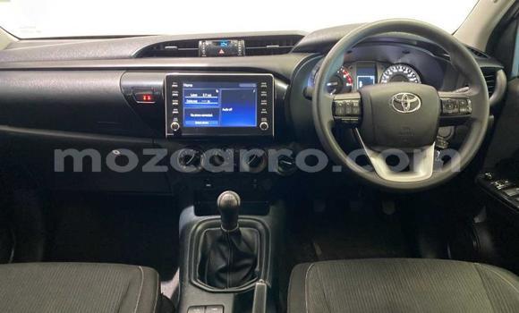 Comprar Usado Toyota Hilux Branco Carro em Maputo em Maputo Comprar Usado Toyota Hilux Branco Carro em Maputo em Maputo