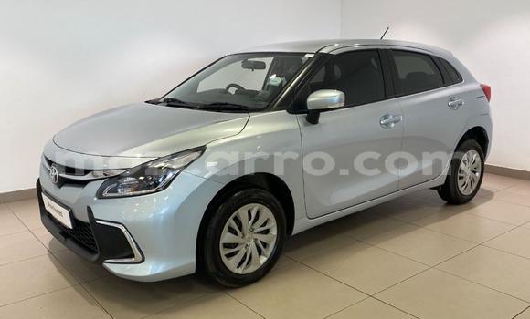 Buy Used Toyota Starlet White Car in Maputo in Maputo