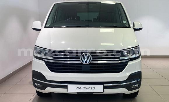 Buy Used Volkswagen Caravelle White Car in Maputo in Maputo Buy Used Volkswagen Caravelle White Car in Maputo in Maputo