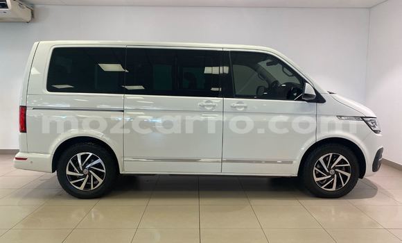 Buy Used Volkswagen Caravelle White Car in Maputo in Maputo Buy Used Volkswagen Caravelle White Car in Maputo in Maputo