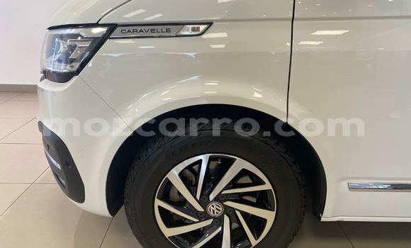 Buy Used Volkswagen Caravelle White Car in Maputo in Maputo Buy Used Volkswagen Caravelle White Car in Maputo in Maputo