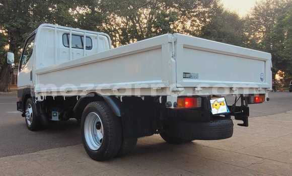 Nunua Mpya Mitsubishi Canter Nyeupe Lori ndani ya Maputo nchini Maputo Nunua Mpya Mitsubishi Canter Nyeupe Lori ndani ya Maputo nchini Maputo