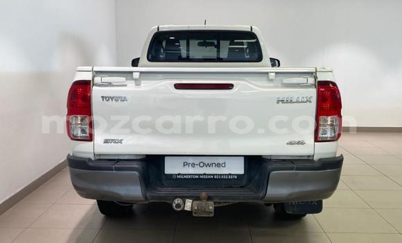 Comprar Usado Toyota Hilux Branco Carro em Maputo em Maputo Comprar Usado Toyota Hilux Branco Carro em Maputo em Maputo