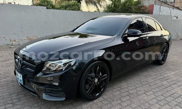 Buy Used Mercedes-Benz E200 Black Car in Maputo in Maputo