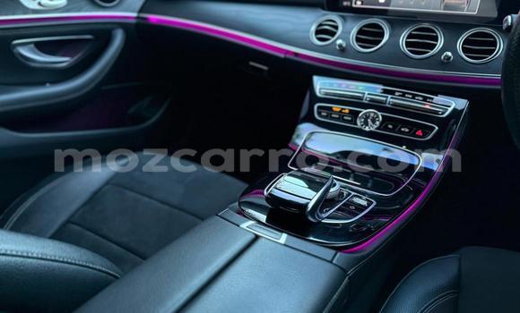 Tenga Tsaru Mercedes-Benz E200 Nhema Mota in Maputo in Maputo Tenga Tsaru Mercedes-Benz E200 Nhema Mota in Maputo in Maputo