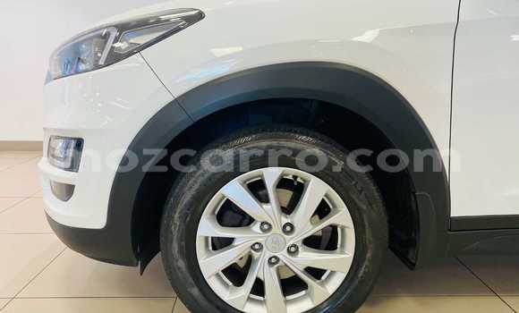 Buy Used Hyundai Tucson White Car in Maputo in Maputo Buy Used Hyundai Tucson White Car in Maputo in Maputo