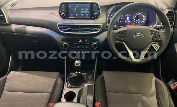 Buy Used Hyundai Tucson White Car in Maputo in Maputo Buy Used Hyundai Tucson White Car in Maputo in Maputo