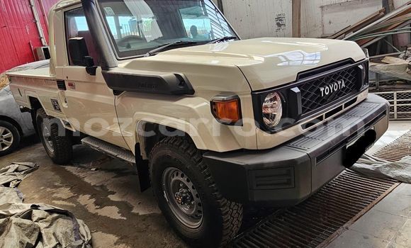 Buy New Toyota Land Cruiser White Car in Maputo in Maputo Buy New Toyota Land Cruiser White Car in Maputo in Maputo