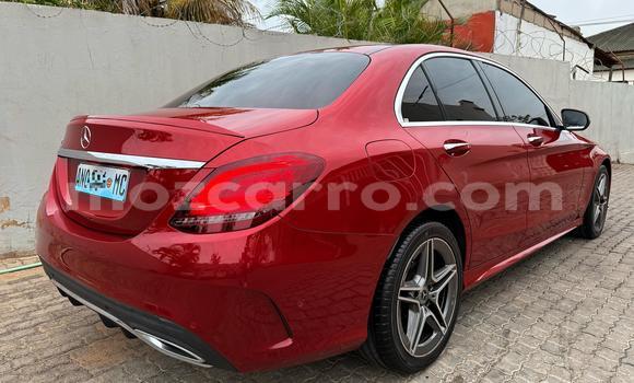 Tenga Itsva Mercedes‒Benz C-Class Tsvuku Mota in Maputo in Maputo Tenga Itsva Mercedes‒Benz C-Class Tsvuku Mota in Maputo in Maputo
