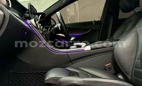 Tenga Itsva Mercedes‒Benz C-Class Tsvuku Mota in Maputo in Maputo Tenga Itsva Mercedes‒Benz C-Class Tsvuku Mota in Maputo in Maputo