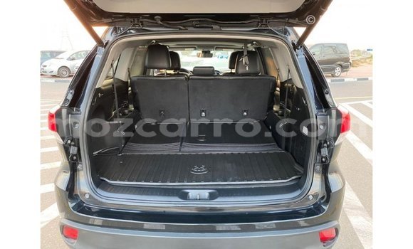 Tenga Imported Toyota Highlander Zvimwe Mota in Import - Dubai in Cabo Delgado Tenga Imported Toyota Highlander Zvimwe Mota in Import - Dubai in Cabo Delgado