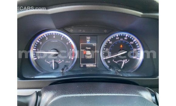 Tenga Imported Toyota Highlander Zvimwe Mota in Import - Dubai in Cabo Delgado Tenga Imported Toyota Highlander Zvimwe Mota in Import - Dubai in Cabo Delgado