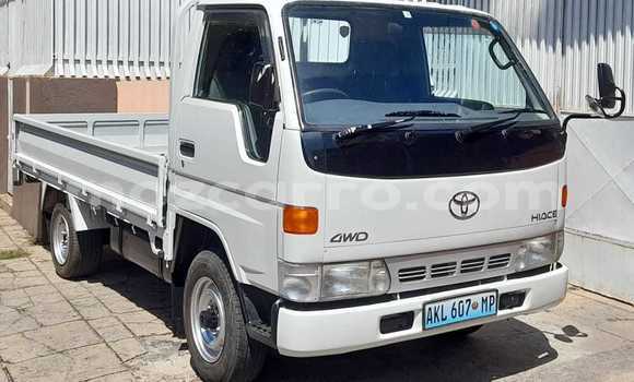 Nunua Mpya Toyota HiAce Nyeupe Lori ndani ya Maputo nchini Maputo Nunua Mpya Toyota HiAce Nyeupe Lori ndani ya Maputo nchini Maputo
