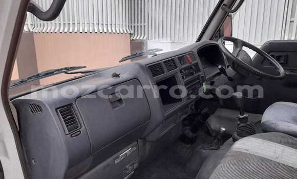 Tenga Itsva Toyota HiAce Chena Rori in Maputo in Maputo Tenga Itsva Toyota HiAce Chena Rori in Maputo in Maputo