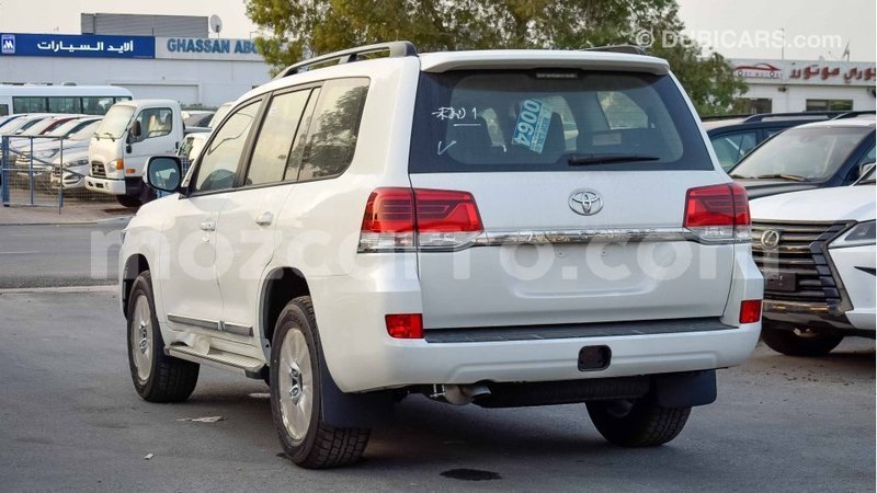 Big with watermark toyota land cruiser cabo delgado import dubai 6107