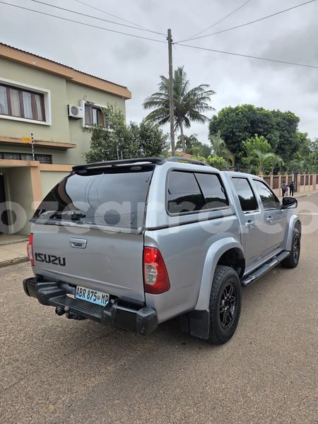 Big with watermark isuzu kb maputo maputo 38650