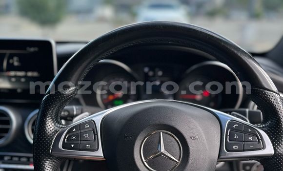 Comprar Usado Mercedes‒Benz C-Class Branco Carro em Maputo em Maputo Comprar Usado Mercedes‒Benz C-Class Branco Carro em Maputo em Maputo