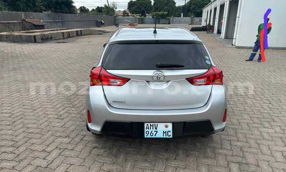 Nunua Ilio tumika Toyota Auris Fedha Gari ndani ya Maputo nchini Maputo