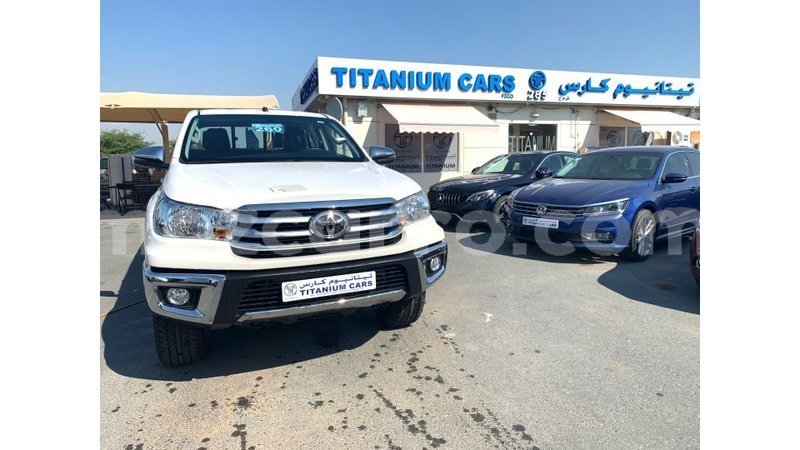 Big with watermark toyota hilux cabo delgado import dubai 6109