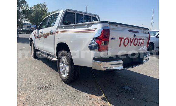Buy Import Toyota Hilux White Car in Import - Dubai in Cabo Delgado Buy Import Toyota Hilux White Car in Import - Dubai in Cabo Delgado