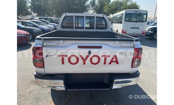 Buy Import Toyota Hilux White Car in Import - Dubai in Cabo Delgado Buy Import Toyota Hilux White Car in Import - Dubai in Cabo Delgado