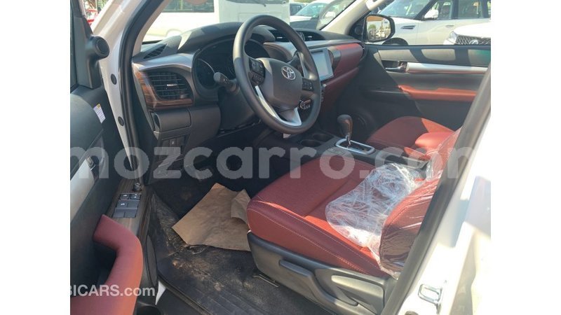 Big with watermark toyota hilux cabo delgado import dubai 6109