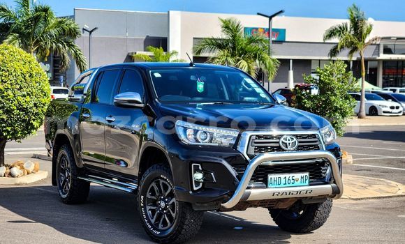 Tenga Tsaru Toyota Hiluxe Revo Nhema Mota in Maputo in Maputo