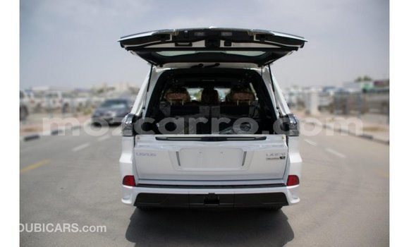 Comprar Importar Lexus LX Branco Carro em Import - Dubai em Cabo Delgado Comprar Importar Lexus LX Branco Carro em Import - Dubai em Cabo Delgado