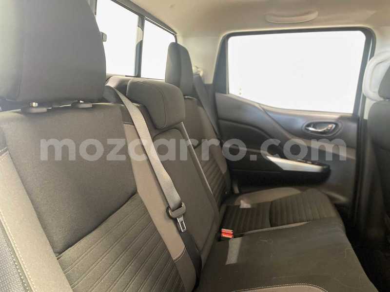 Big with watermark nissan navara maputo maputo 38764