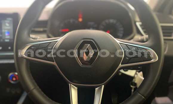 Tenga Tsaru Renault Clio Chena Mota in Maputo in Maputo Tenga Tsaru Renault Clio Chena Mota in Maputo in Maputo