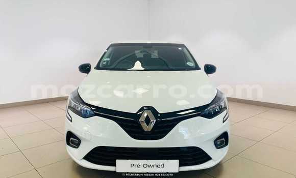 Tenga Tsaru Renault Clio Chena Mota in Maputo in Maputo Tenga Tsaru Renault Clio Chena Mota in Maputo in Maputo