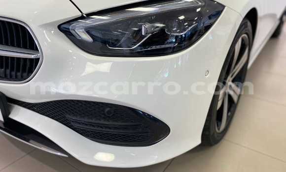 Tenga Tsaru Mercedes-Benz C-Classe Chena Mota in Maputo in Maputo Tenga Tsaru Mercedes-Benz C-Classe Chena Mota in Maputo in Maputo