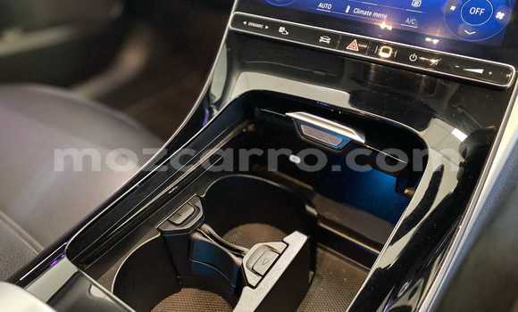 Tenga Tsaru Mercedes-Benz C-Classe Chena Mota in Maputo in Maputo Tenga Tsaru Mercedes-Benz C-Classe Chena Mota in Maputo in Maputo