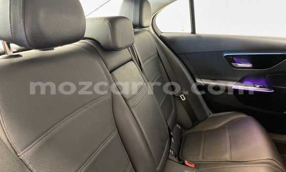 Tenga Tsaru Mercedes-Benz C-Classe Chena Mota in Maputo in Maputo Tenga Tsaru Mercedes-Benz C-Classe Chena Mota in Maputo in Maputo