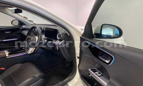 Tenga Tsaru Mercedes-Benz C-Classe Chena Mota in Maputo in Maputo Tenga Tsaru Mercedes-Benz C-Classe Chena Mota in Maputo in Maputo