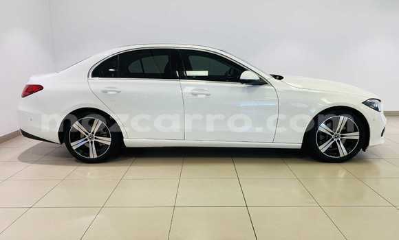 Tenga Tsaru Mercedes-Benz C-Classe Chena Mota in Maputo in Maputo Tenga Tsaru Mercedes-Benz C-Classe Chena Mota in Maputo in Maputo