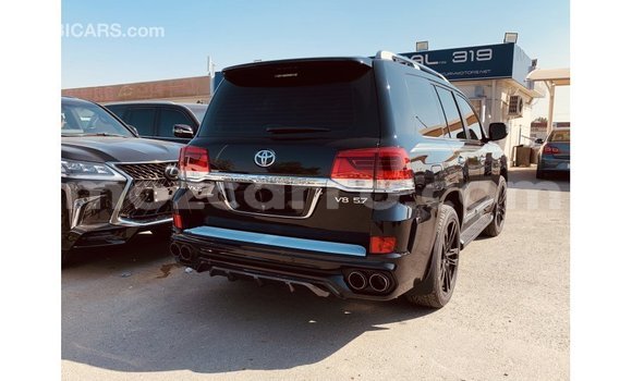 Nunua Imported Toyota Land Cruiser Nyeusi Gari ndani ya Import - Dubai nchini Cabo Delgado Nunua Imported Toyota Land Cruiser Nyeusi Gari ndani ya Import - Dubai nchini Cabo Delgado