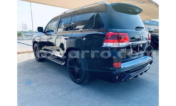 Nunua Imported Toyota Land Cruiser Nyeusi Gari ndani ya Import - Dubai nchini Cabo Delgado Nunua Imported Toyota Land Cruiser Nyeusi Gari ndani ya Import - Dubai nchini Cabo Delgado