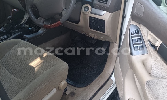 Comprar Usado Toyota Land Cruiser Prado Branco Carro em Maputo em Maputo Comprar Usado Toyota Land Cruiser Prado Branco Carro em Maputo em Maputo