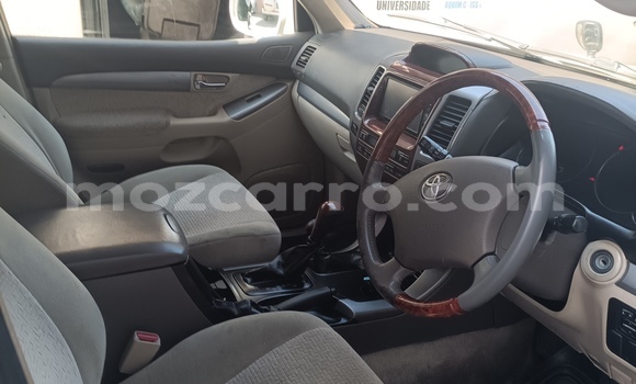 Comprar Usado Toyota Land Cruiser Prado Branco Carro em Maputo em Maputo Comprar Usado Toyota Land Cruiser Prado Branco Carro em Maputo em Maputo